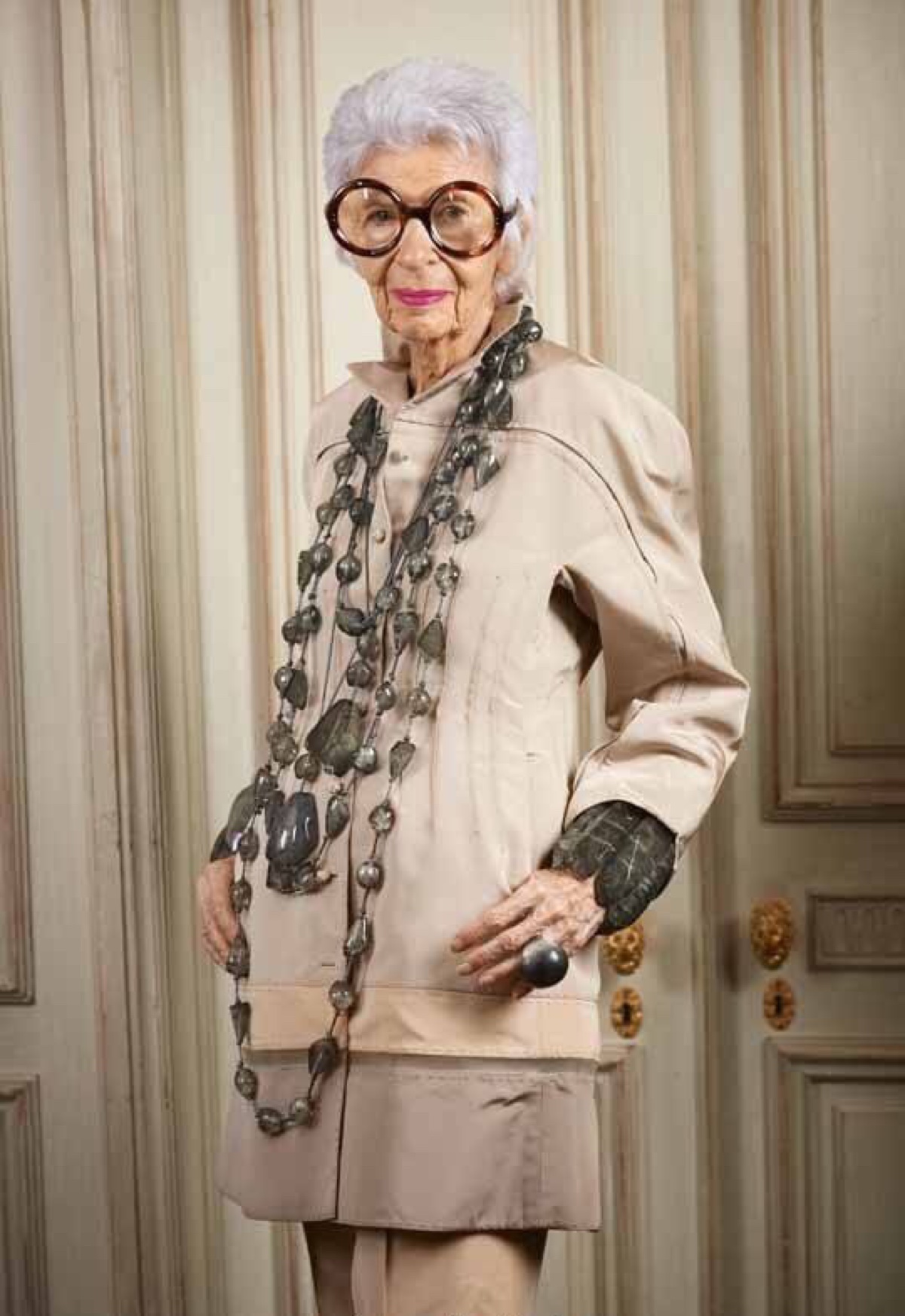 真正的fashion icon 93岁的潮奶奶iris apfel