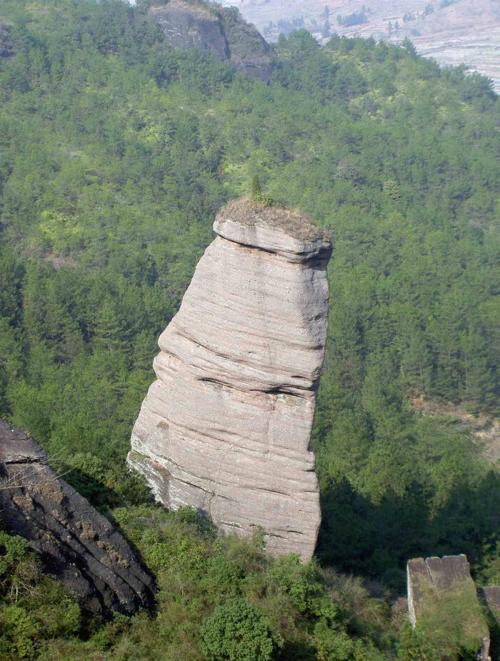 福建寇豸山的生命之根与生命之门: 被誉为"生命神山"的国家重点风景