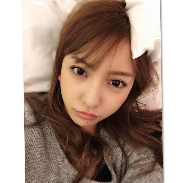 板野友美*tomochin*ins