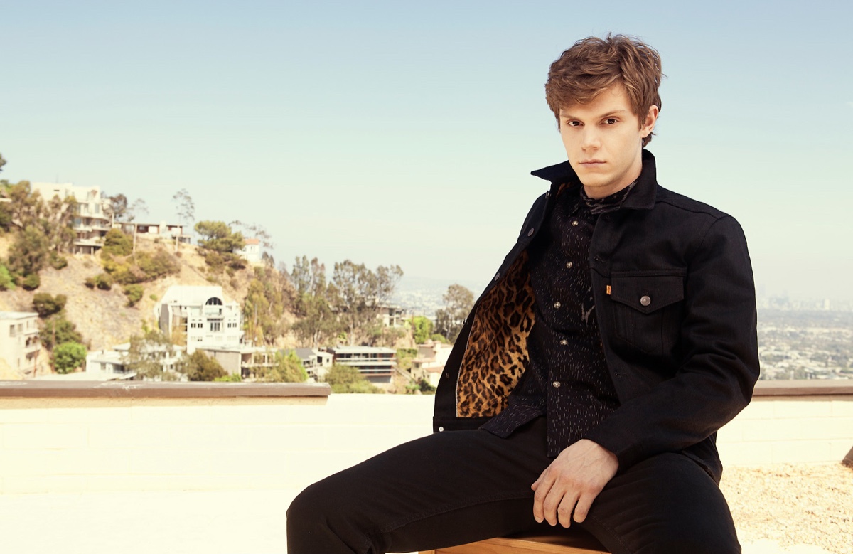 evan peters 伊万彼得斯