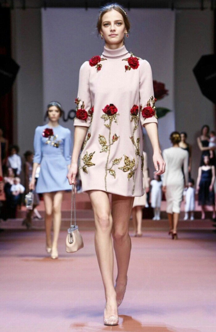 dolcegabbana winter 2016 women"s fashion show