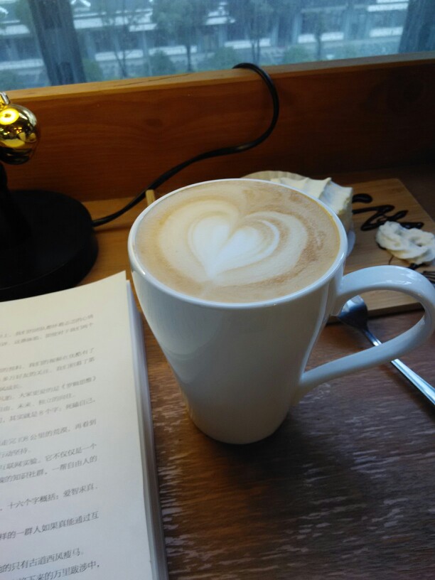书与咖啡