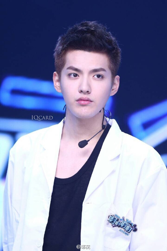 【吴亦凡】【快乐大本营】【kris】【凡先生】吴皇