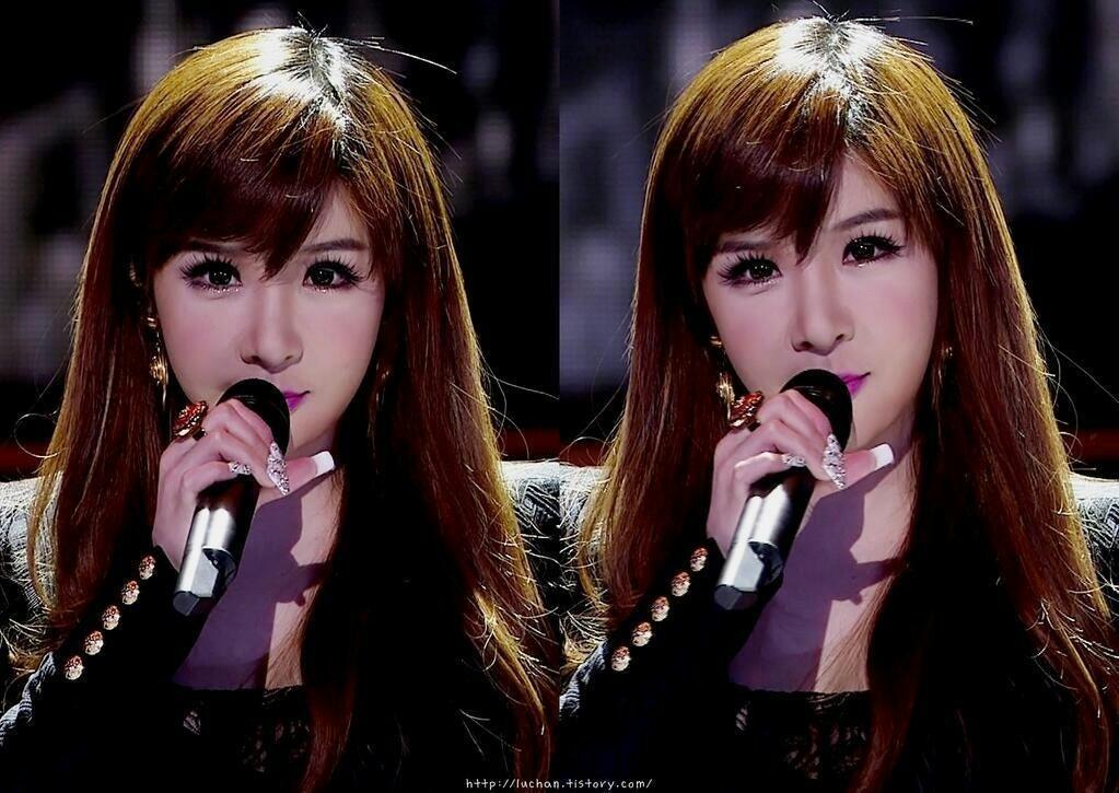 bom 朴春 2ne1