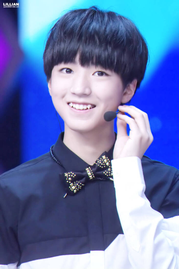 凯凯好可爱 虎牙大眼睛 王俊凯tfboys