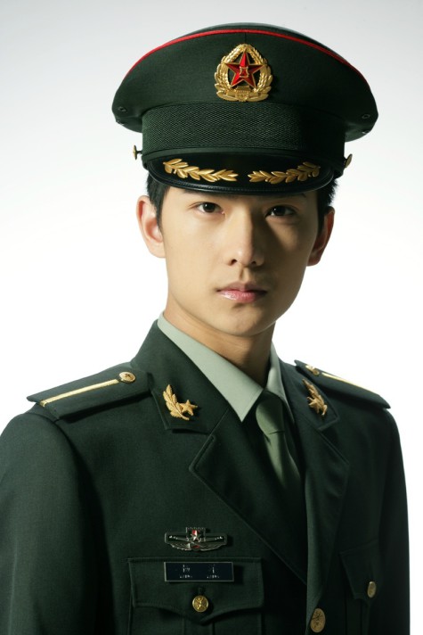 杨洋,中国内地男演员,1991年9月9日出生于上海,籍贯安徽合肥,毕业于