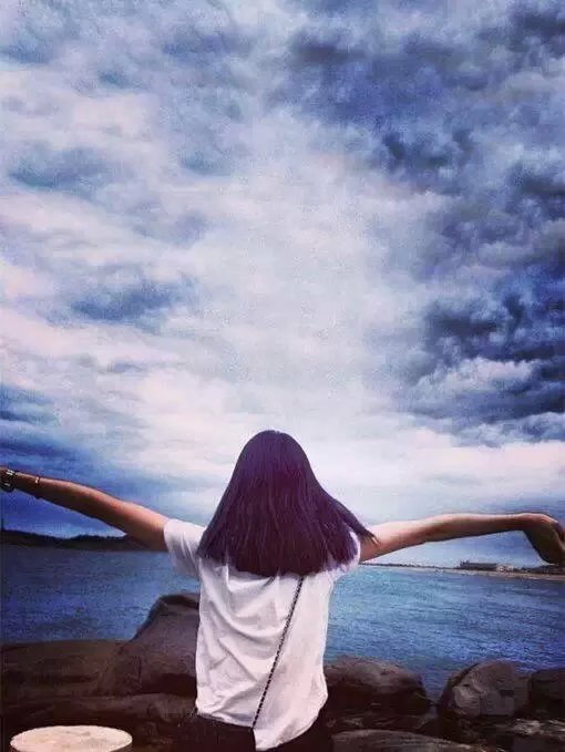 美女 女生头像 壁纸 天空