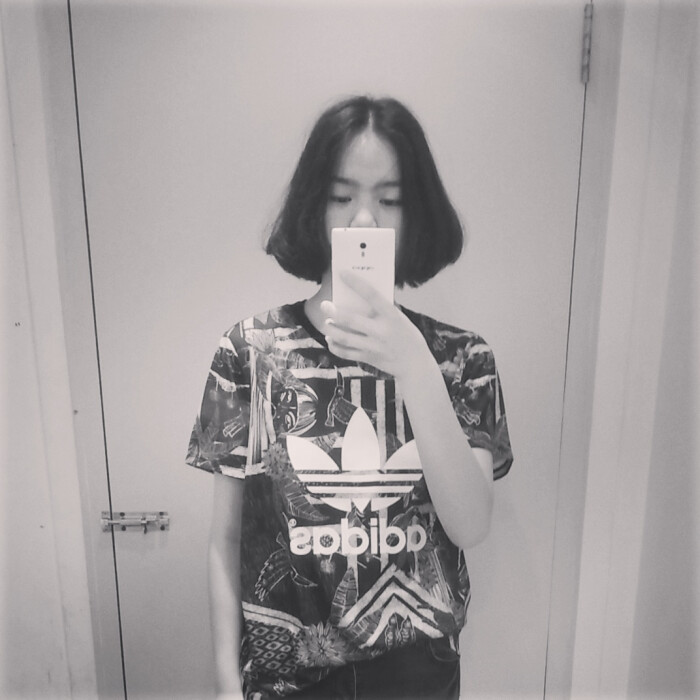 复古森系小清新原宿黑白短发韩潮头像女头扣扣微信软妹头像