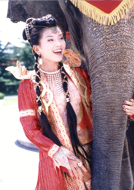 刘涛《还珠格格三【慕沙】她是缅甸王的第八个女儿,称八公主,集