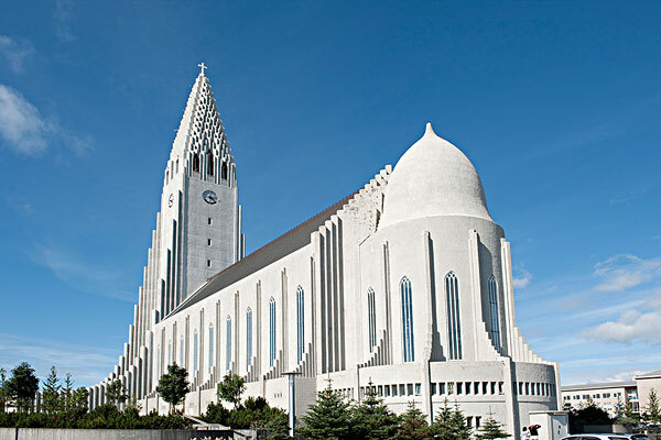 雷克雅未克路德教堂,是冰岛第四高的建筑物,高74.5米