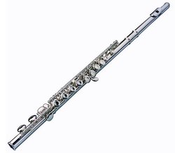 长笛是现代管弦乐和室乐中主要的高音旋律乐器,外型是一根开有数个
