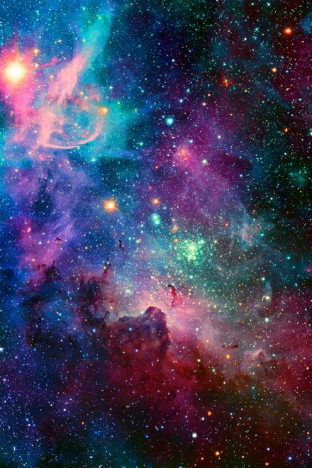 浩瀚宇宙里的绚烂烟火.哈勃太空望远镜拍摄的星云.