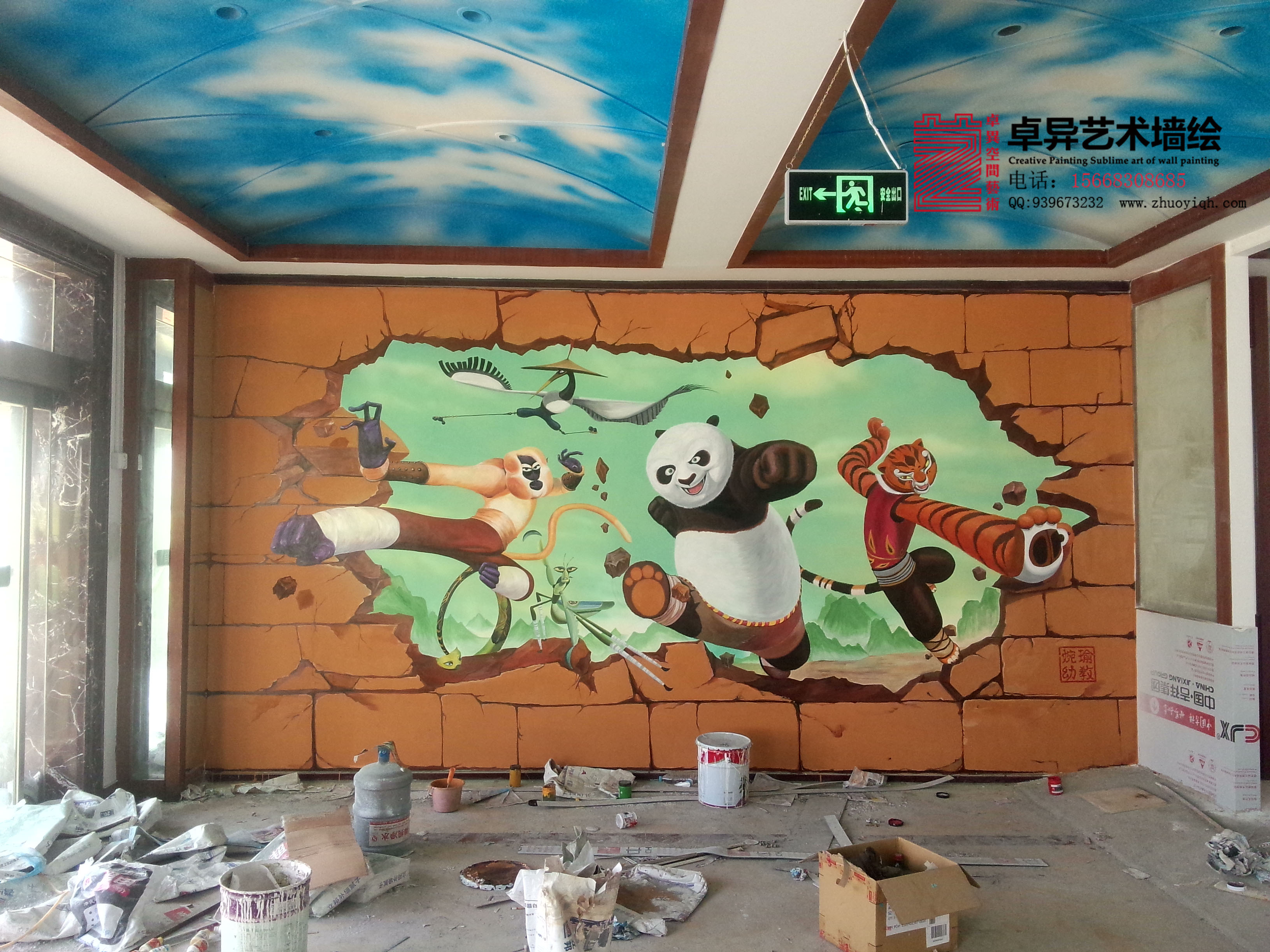 现在很多幼儿园都在制作幼儿园手绘墙壁画 相信孩子们会很喜欢吧 幼儿