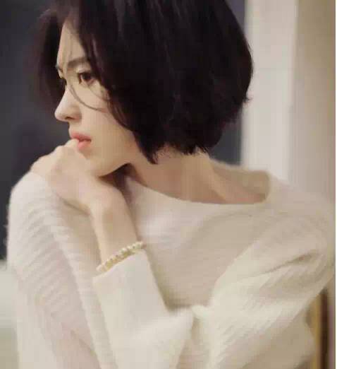 短发 尹善英 女生发型 头像