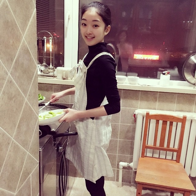 【中国美女图鉴】李子君自己做饭-堆糖,美好生活研究所