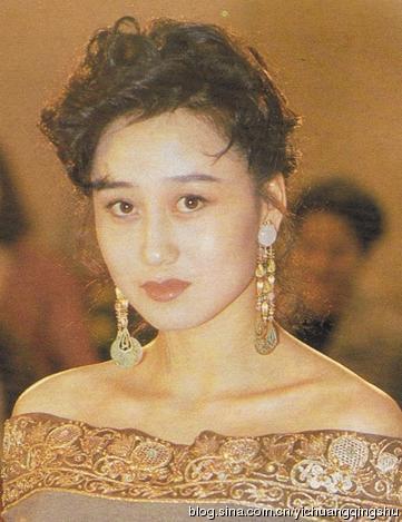 利智(nina li chi),1961年12月31日出生于上海,1981年随父移居香港.