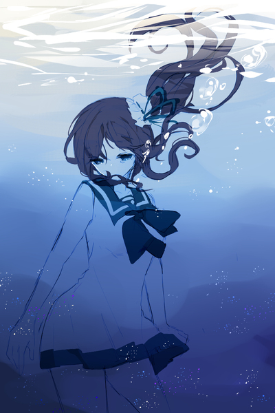 (当动漫人物在水里时)动漫 插画 水里 少女 水波 封面 头像 人物 p站