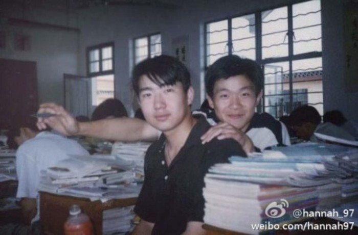 这是当年的三叔和370同学,也是吴邪和张起灵的原型.