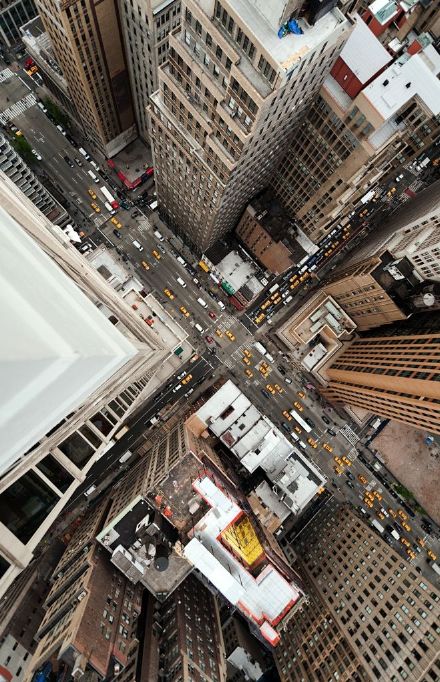 俯仰之间,城市之光 壁纸 手机屏幕