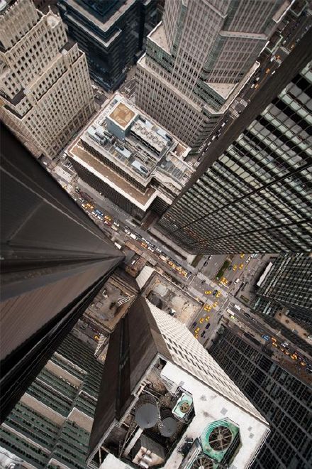 俯仰之间,城市之光 壁纸 手机屏幕