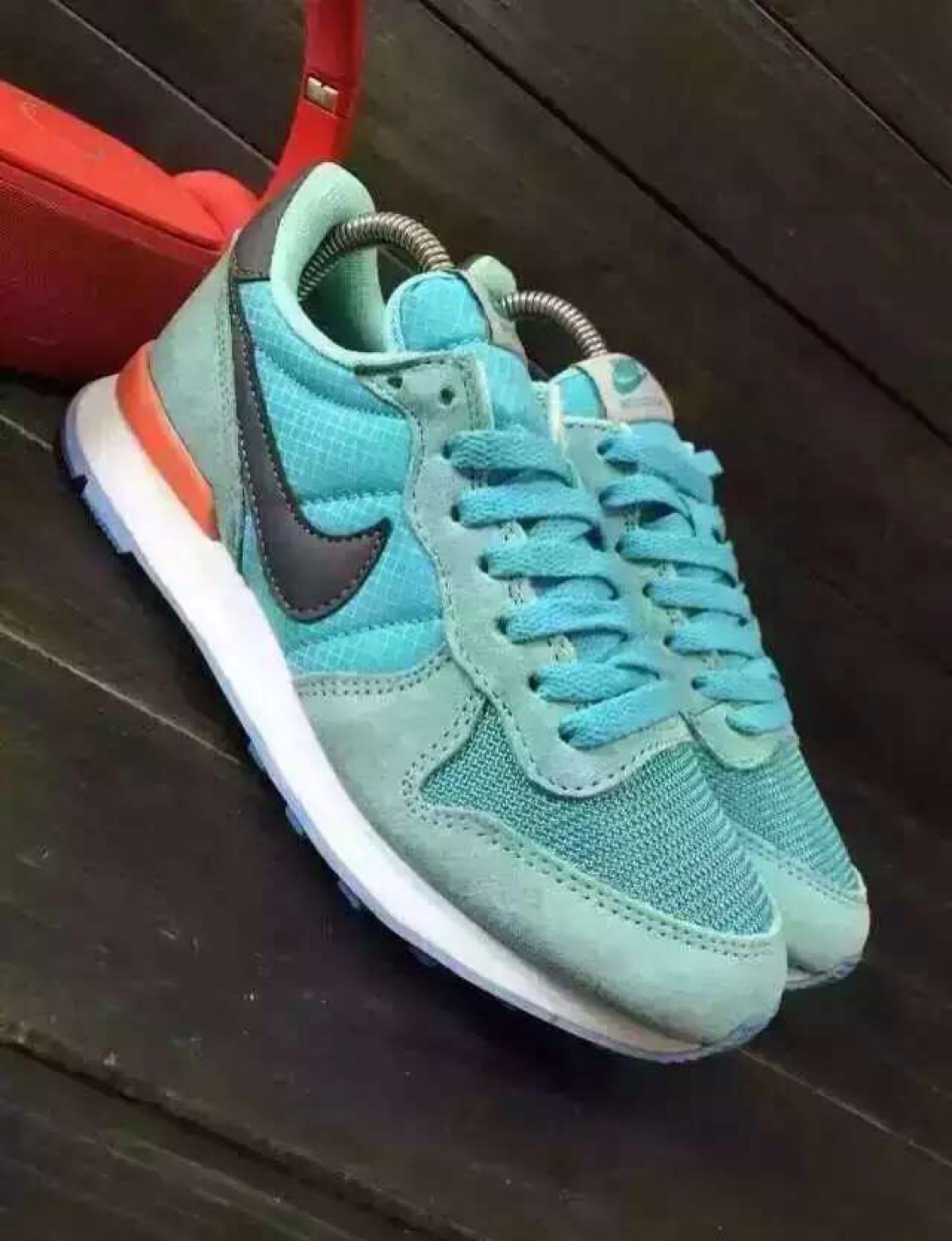 nike华夫鞋