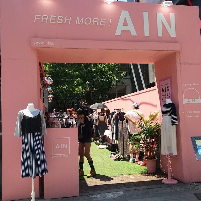 韩国fresh more ain 露天服装店,有机会约上闺蜜一起去,就是要你们