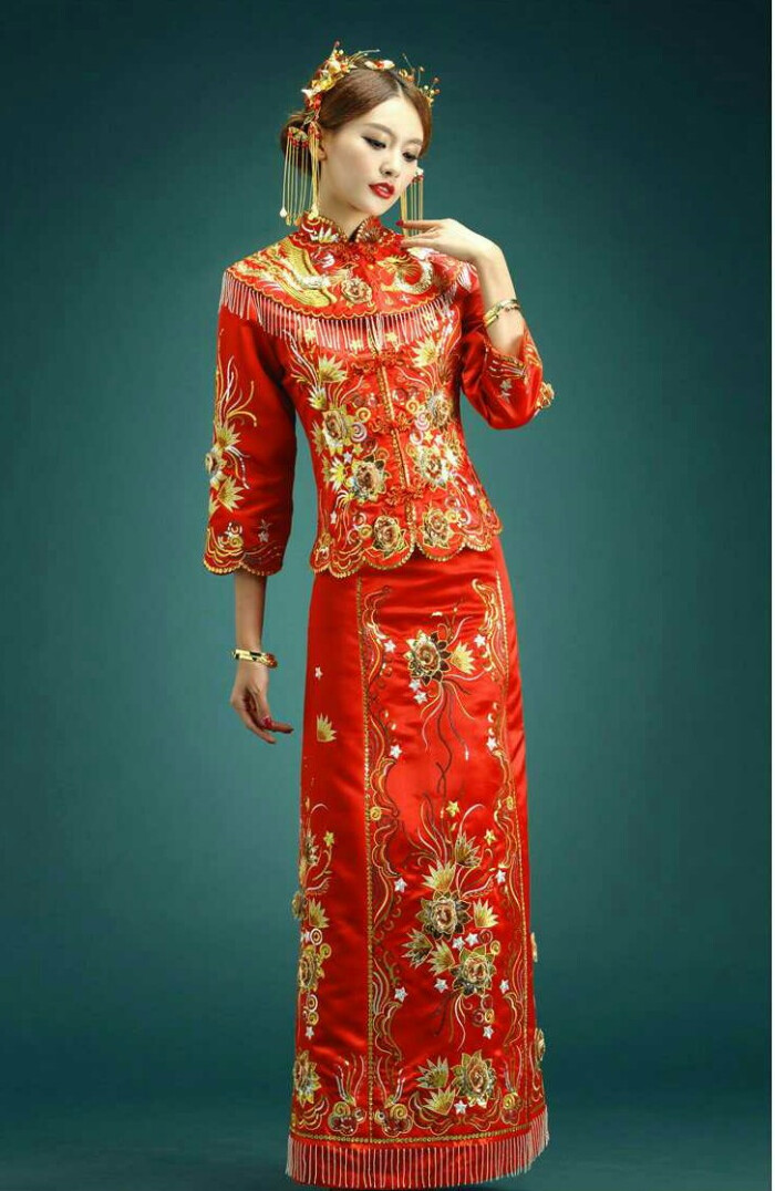 复古中式结婚礼服 红色秀禾服 古装 新娘结…-