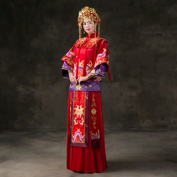 中国红 复古中式结婚礼服 红色秀禾服 古装 新娘嫁衣 敬酒服 !