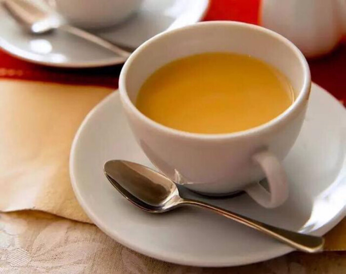 奶茶制作方法主料:红茶包、牛奶、方糖、水…