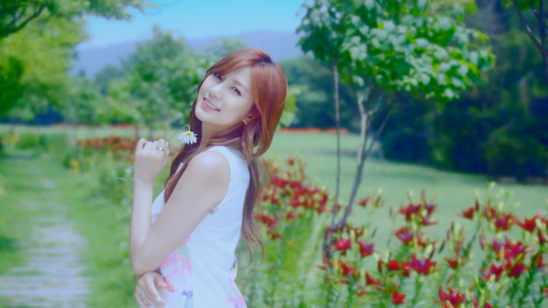 apink 吴夏荣 flower petal