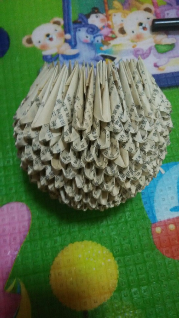 纸折菠萝