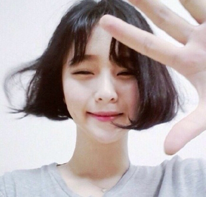 女生头像##短发其实很美
