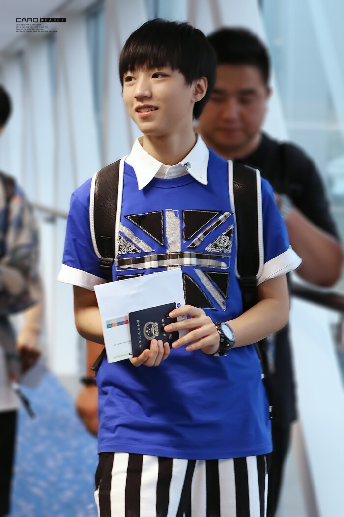 王俊凯# #tfboys王俊凯# #tfboys# 150720重庆至台湾 cr:caro无line