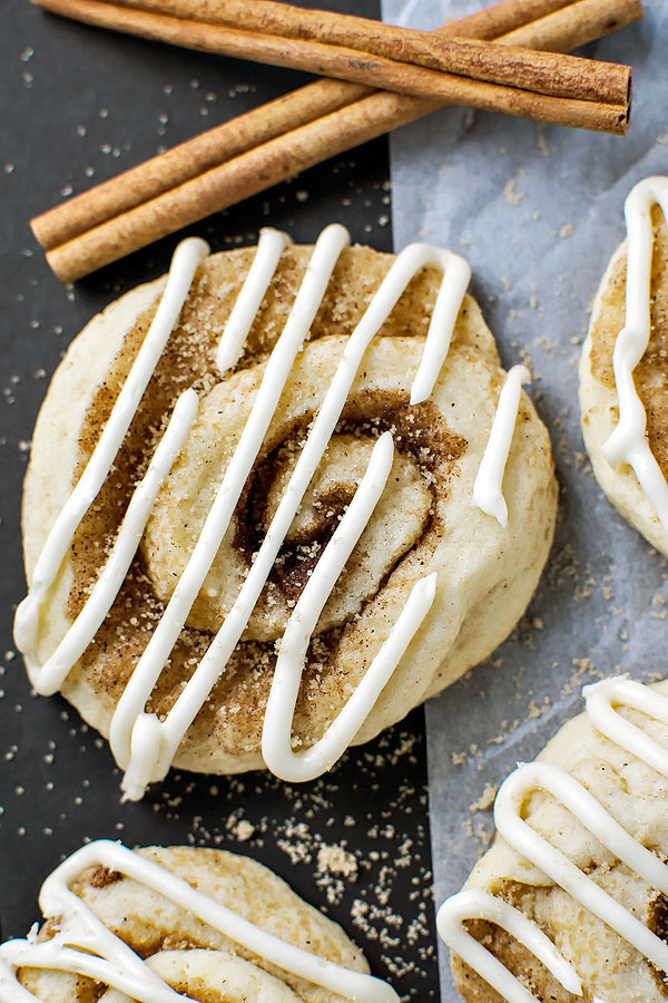 cinnamon-bun-cookies