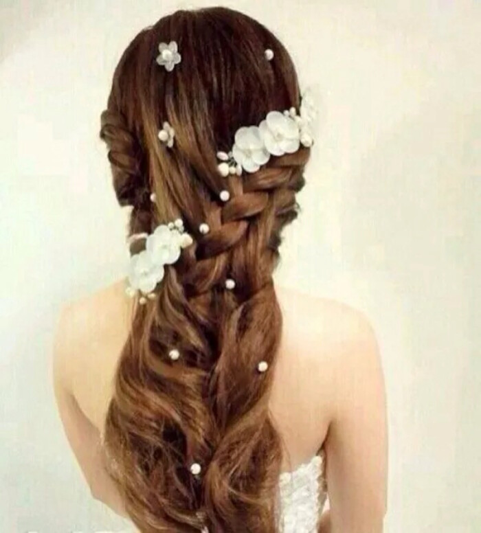 新娘发型     (饱饱眼福.)