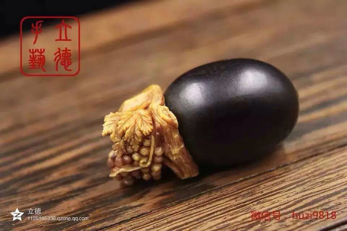 缅茄子雕