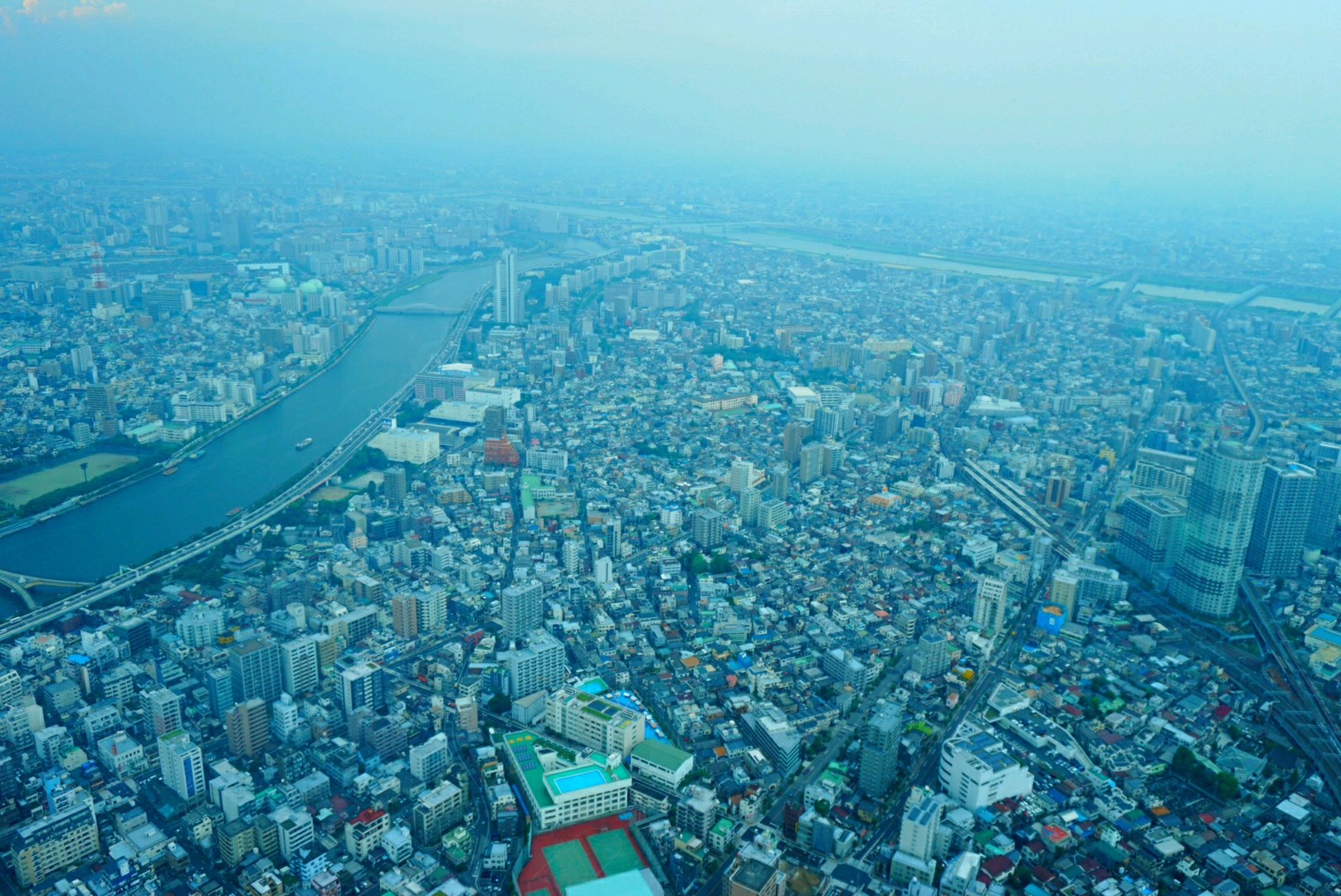 晴空塔俯视