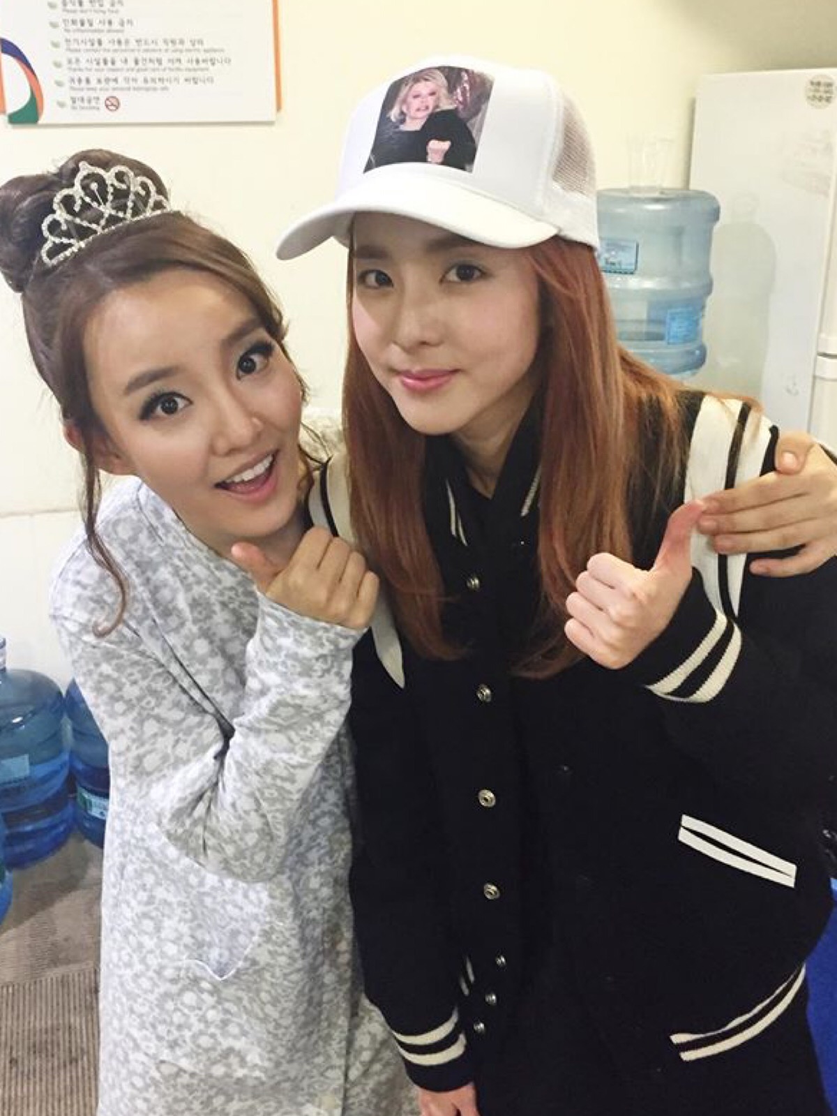 7/16 2ne1 朴山多拉 sandara