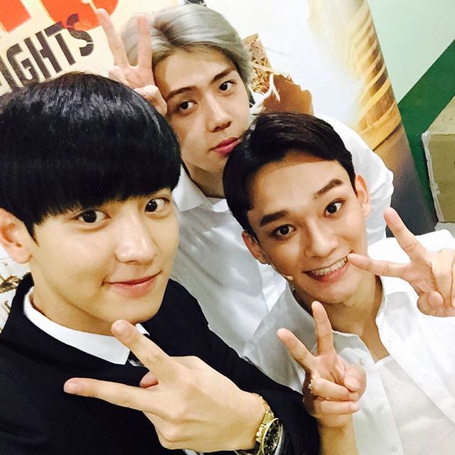 [exo][新闻]150915 灿烈世勋应援钟大音乐剧 我们benny做得好!