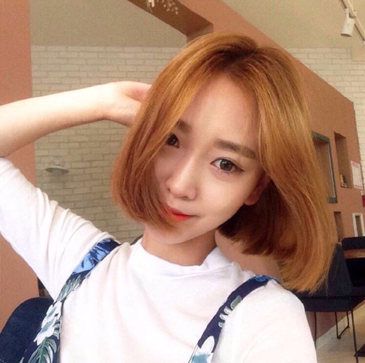girl face.短发.女生头像