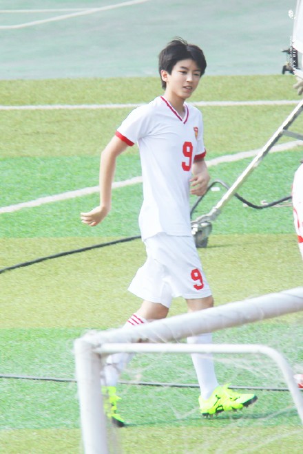 足球少年王俊凯