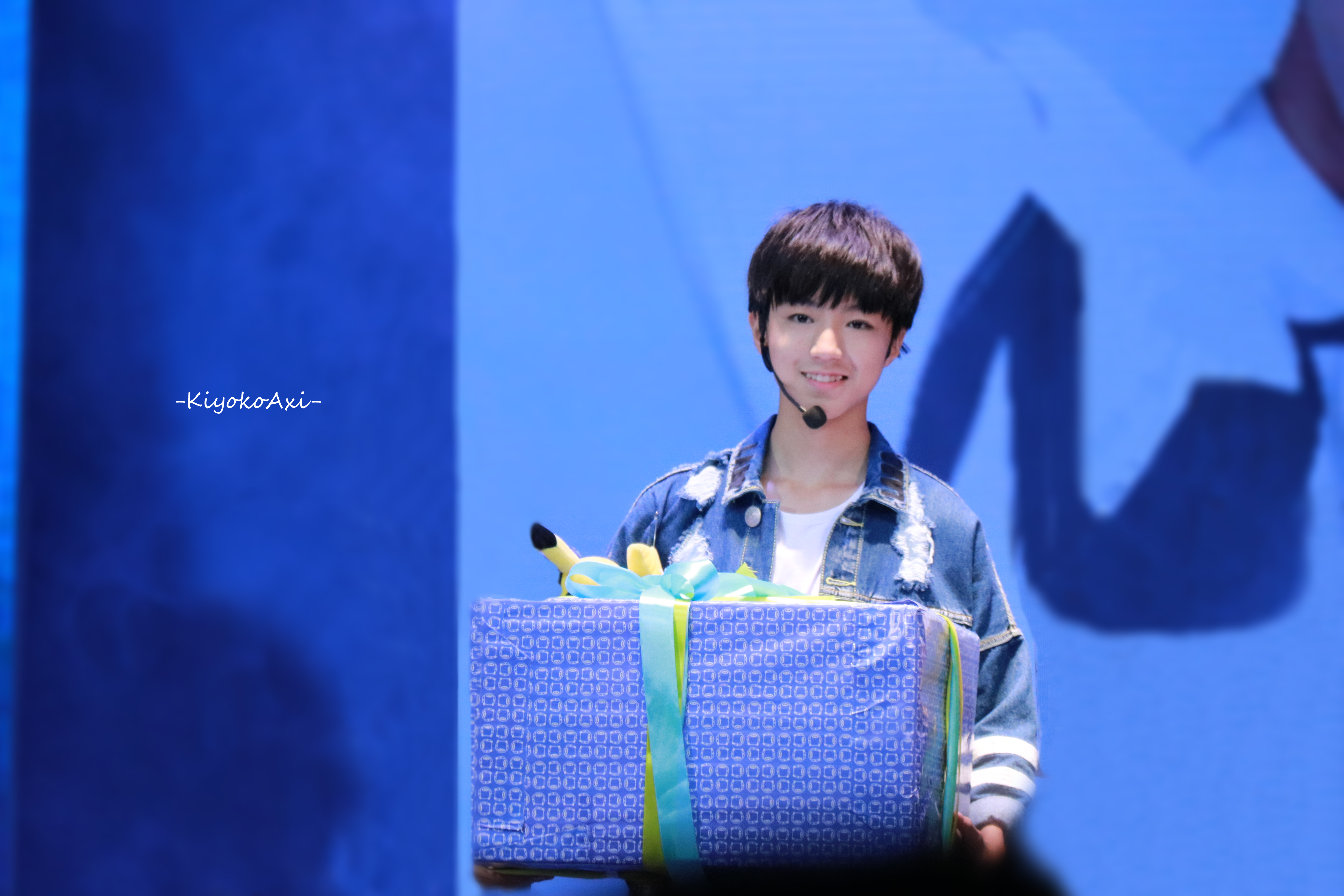 王俊凯# #tfboys王俊凯# #tfboys# 150919 王俊凯生日会 cr:王巨堪