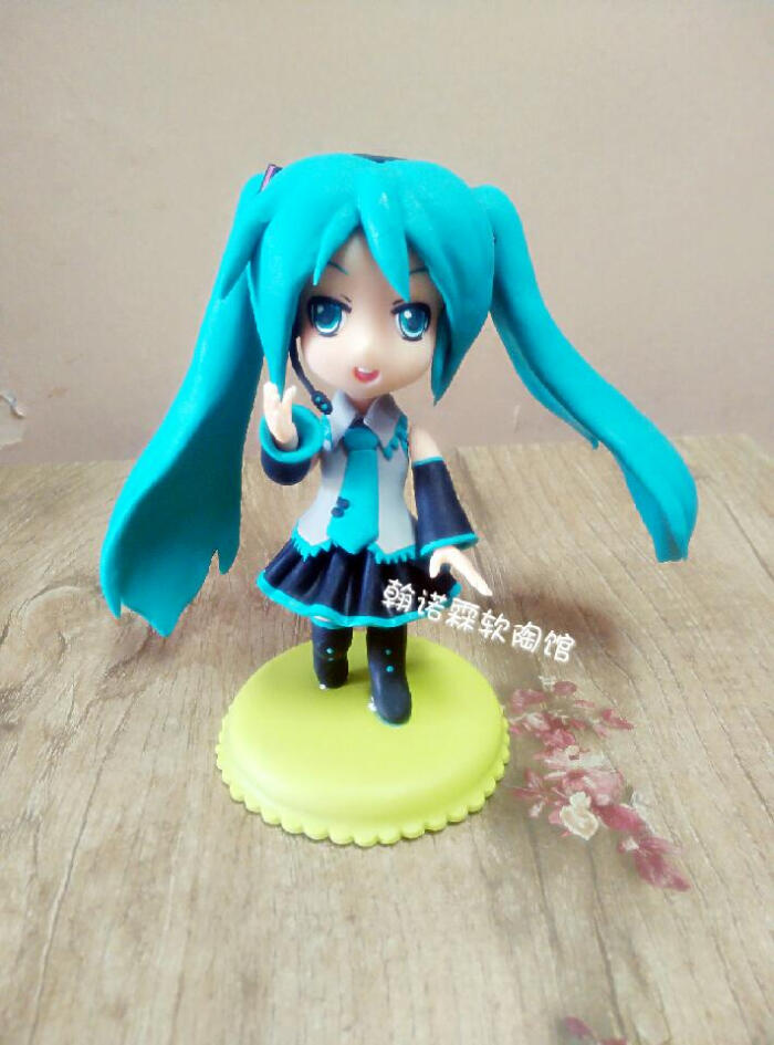 软陶初音未来手办