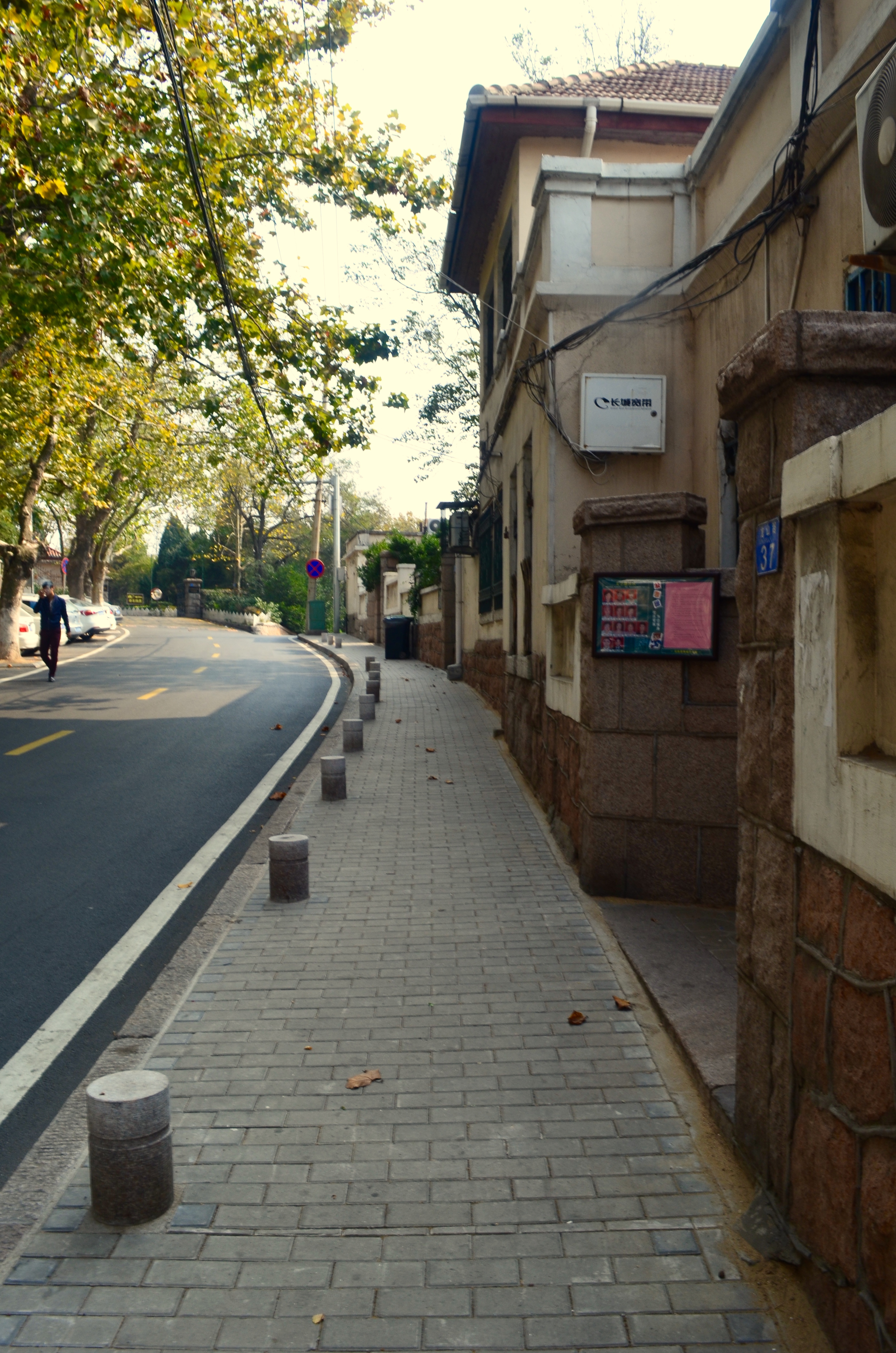 青岛,信号山下的街道