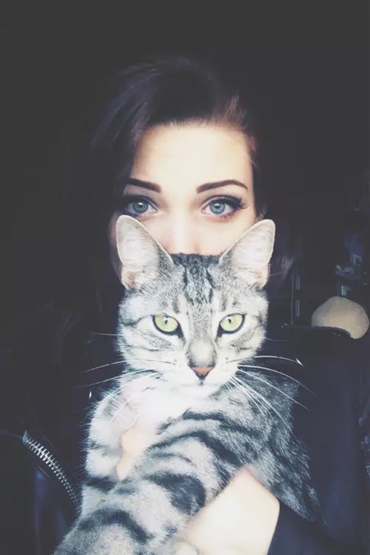 欧美 女生 猫 壁纸 键盘 头像 背景 唯美 关注我更多好看壁纸