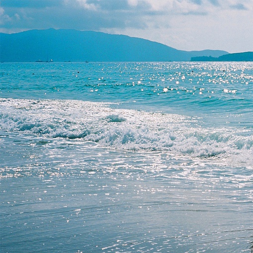 大海 天空 蓝色 壁纸 桌面 海水 海边 海浪 浪花