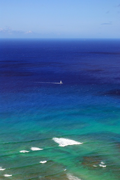 大海 天空 蓝色 壁纸 桌面 海水 海边 海浪 浪花