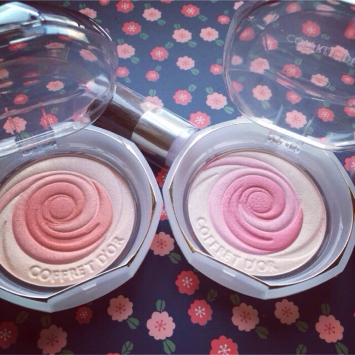 花刷上脸#日本COFFRET的腮红,平价腮红…-堆