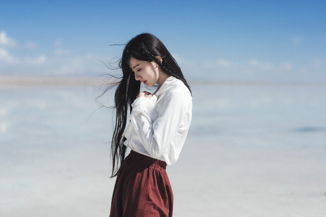 侧颜 伤感 唯美 意境 海边 女生 头像