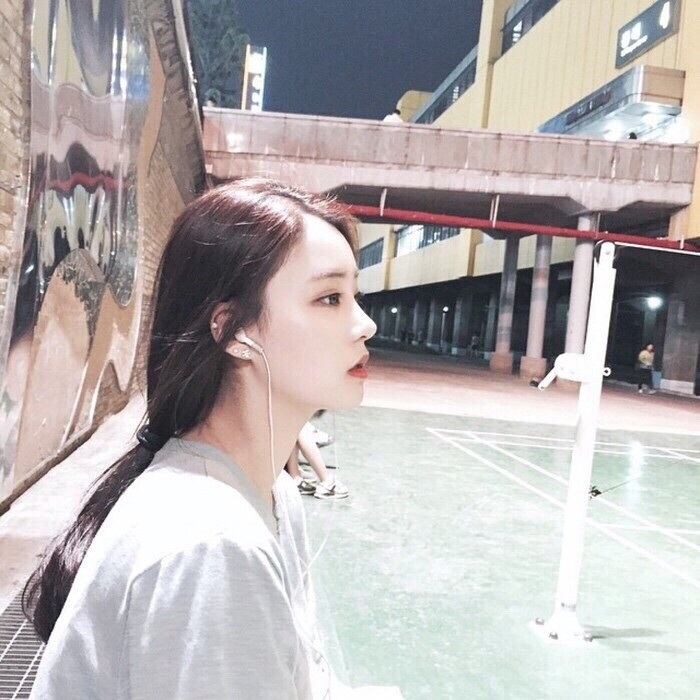 (6161)女生头像 [韩系 女生 欧美 半身 唯美 遮脸 镜子照 中式风